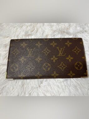 Louis Vuitton Monogram Canvas Wallet in Brown and Gold Print